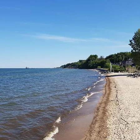 Nadmorski Z Ogródkiem I Sauną Apartamento Mechelinki