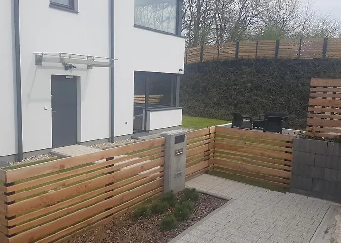 Nadmorski Z Ogrodkiem I Sauna Mechelinki