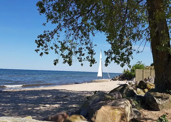 Nadmorski Z Ogrodkiem I Sauna *